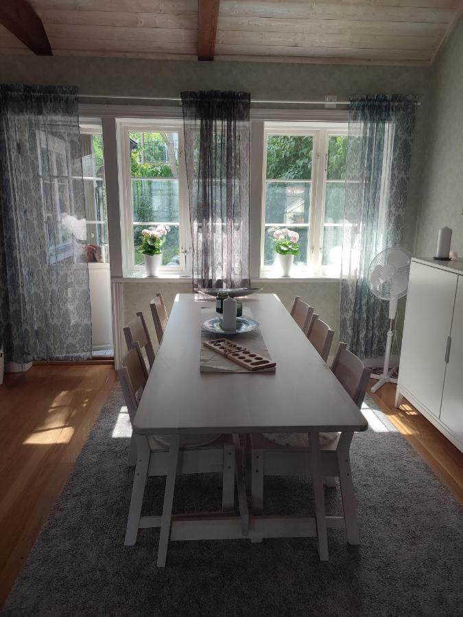 Villa I Norrtaelje Екстер'єр фото